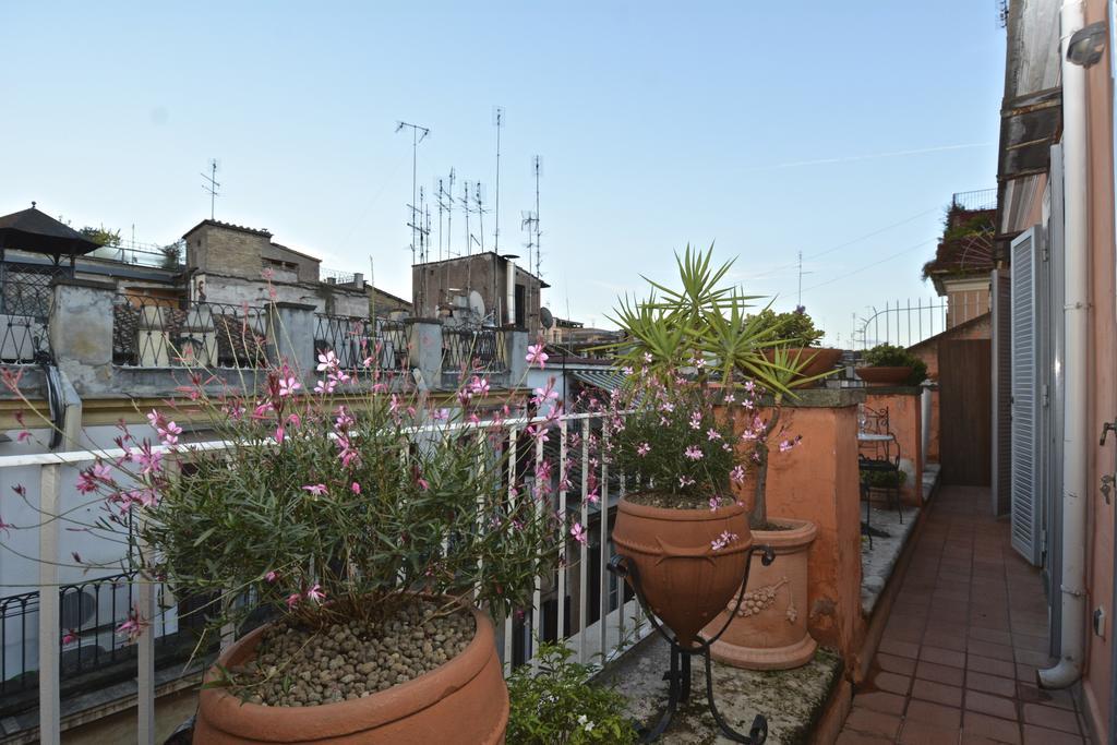 Spanish Steps Corner 로마 외부 사진